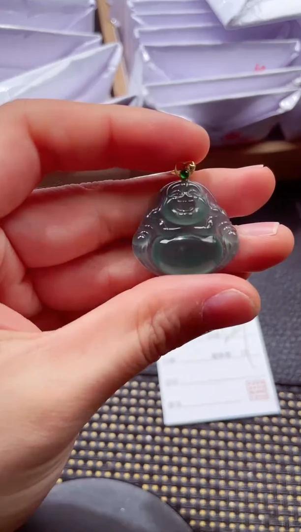 颈饰18K金镶嵌翡翠11111