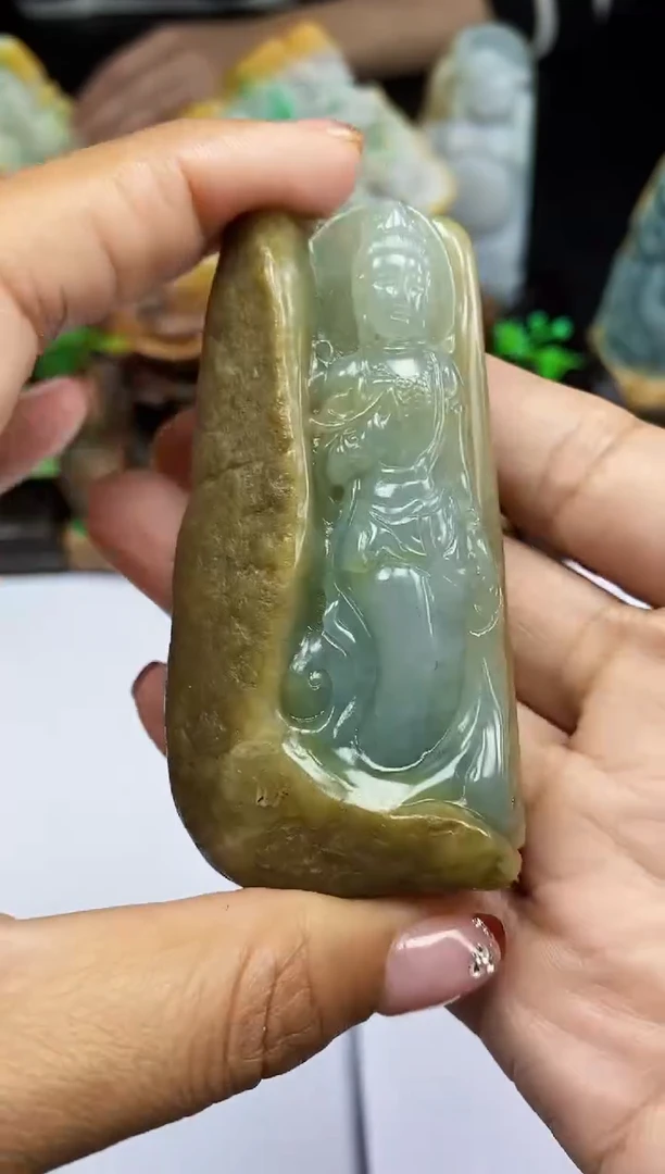 【闪购商品】翡翠颈饰未镶嵌翡翠A货