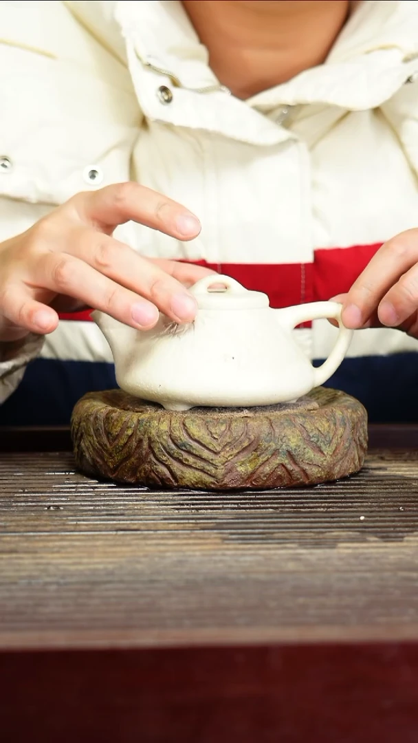 宜兴原矿紫砂壶茶壶宜兴原矿紫砂壶茶壶160C