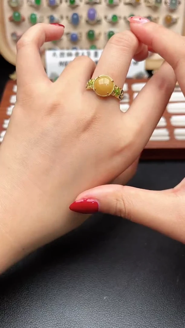 银S925镶嵌戒指翡翠一物一证一礼盒