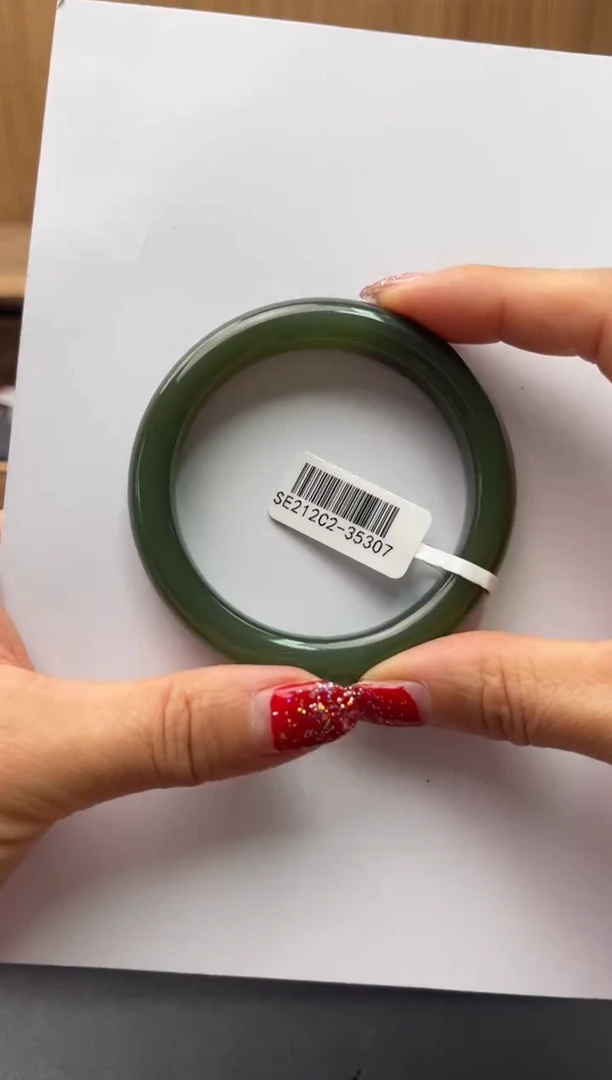 未镶嵌手镯和田玉57