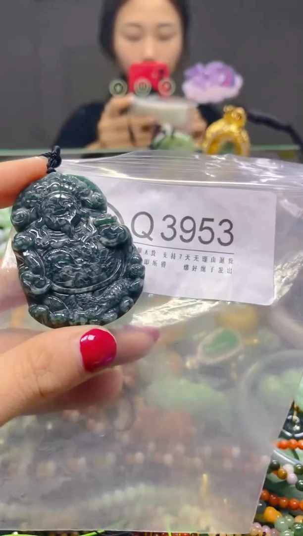 颈饰未镶嵌翡翠/Q/翡翠A货，一件也是批发价