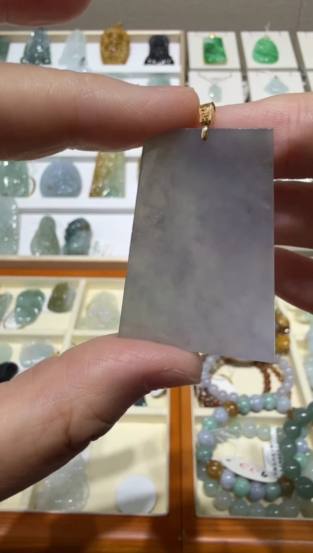 18K金镶嵌挂件翡翠A货翡翠多样性孤品