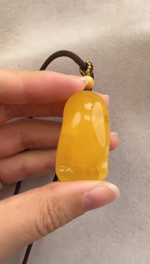 【闪购商品】琥珀裸石未镶嵌10118151-吊坠