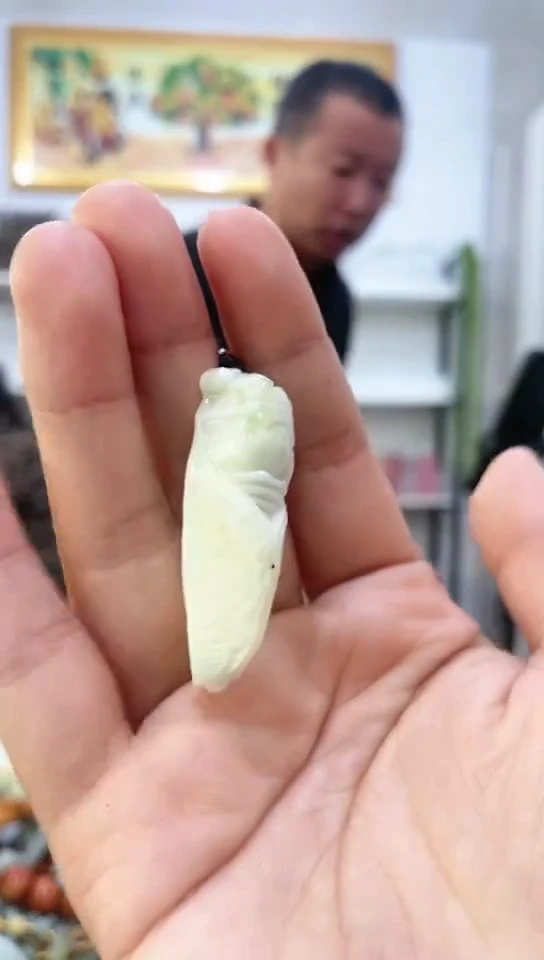 未镶嵌岫玉挂件