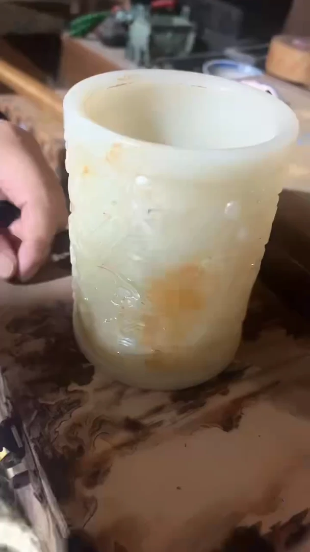 木闪电购链接精品摆件王笔筒