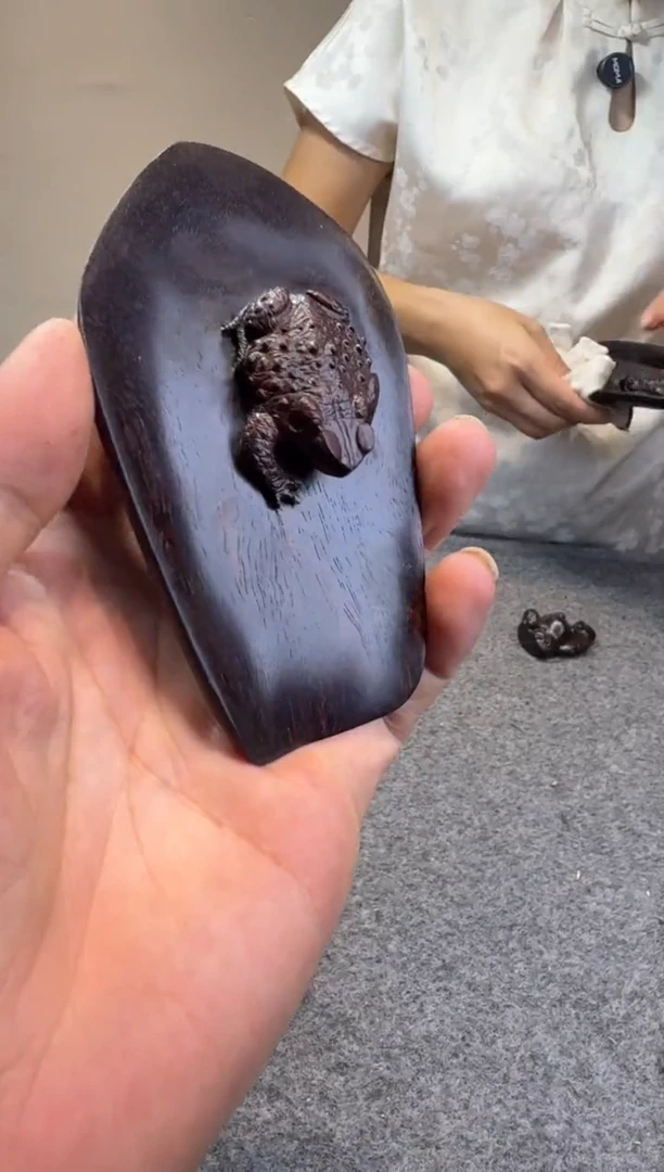 檀香紫檀（小叶紫檀）小叶紫檀
