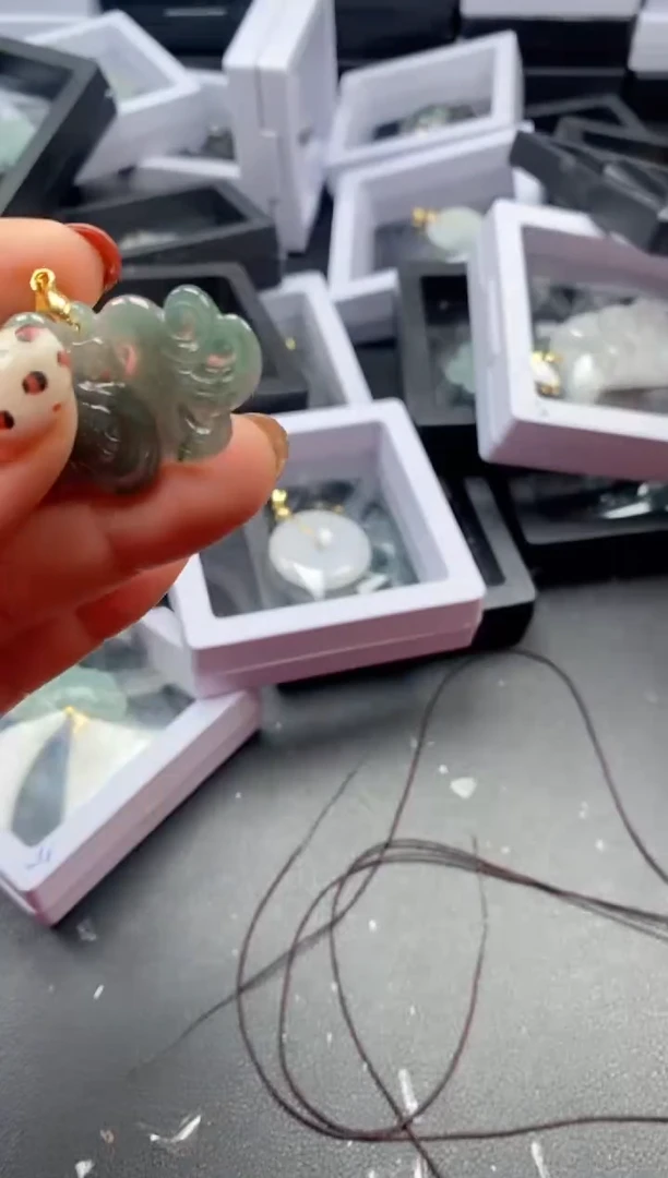 吊坠(不含链)未镶嵌翡翠6666