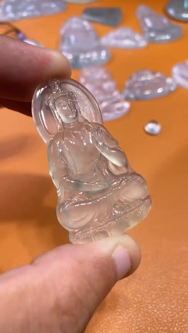 翡翠挂件未镶嵌观音12800