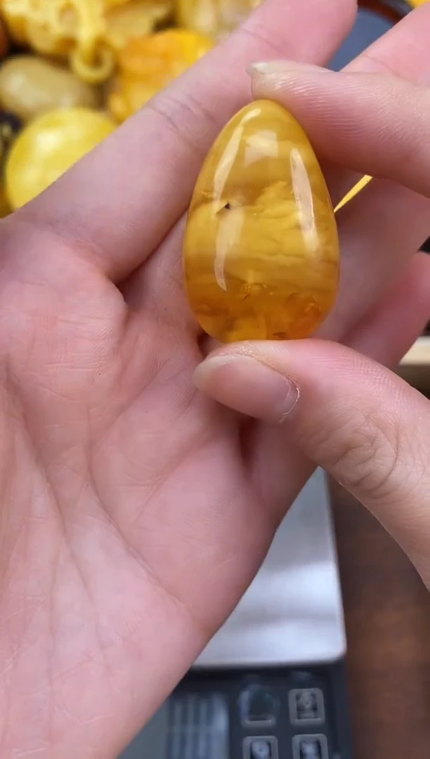 裸石琥珀未镶嵌天然琥珀蜜蜡