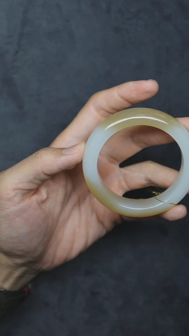 和田玉手镯未镶嵌BY0531FPXQ092