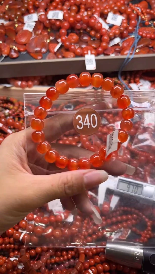 南红玛瑙未镶嵌珠宝奇石340-9