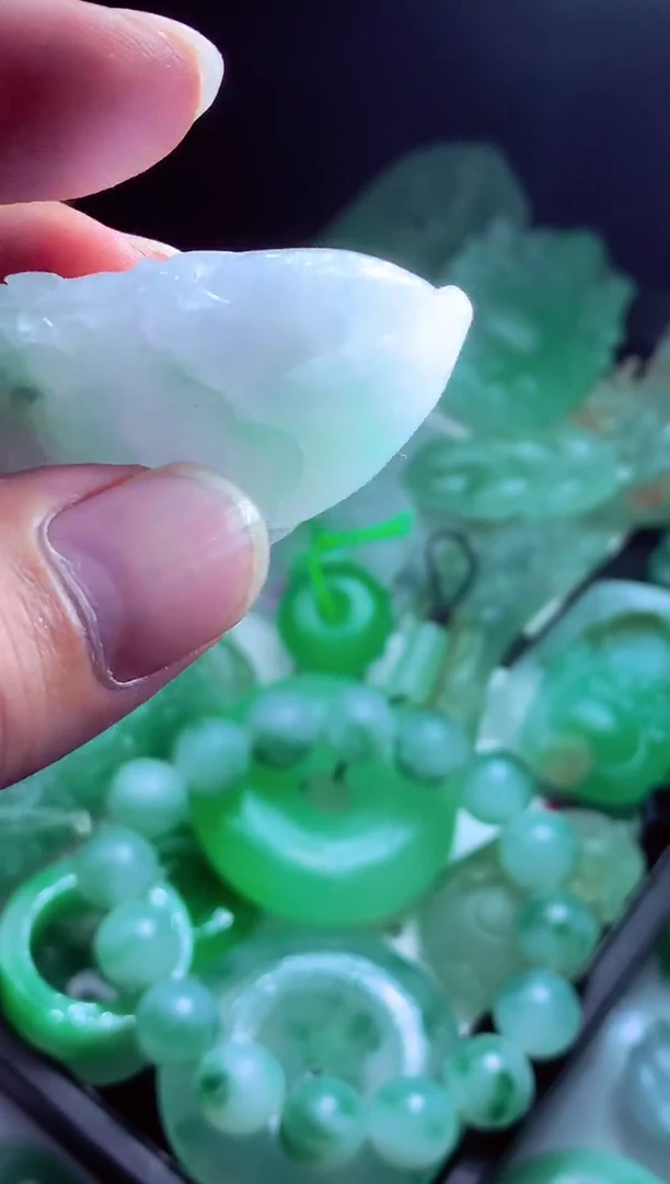 未镶嵌定制翡翠媛*#翡翠毛货定制