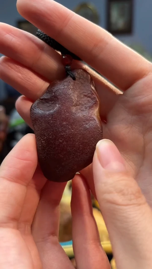 琥珀颈饰未镶嵌吊坠