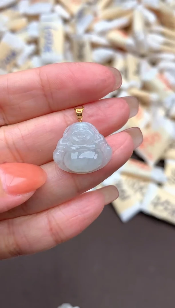 18K金镶嵌挂件翡翠—