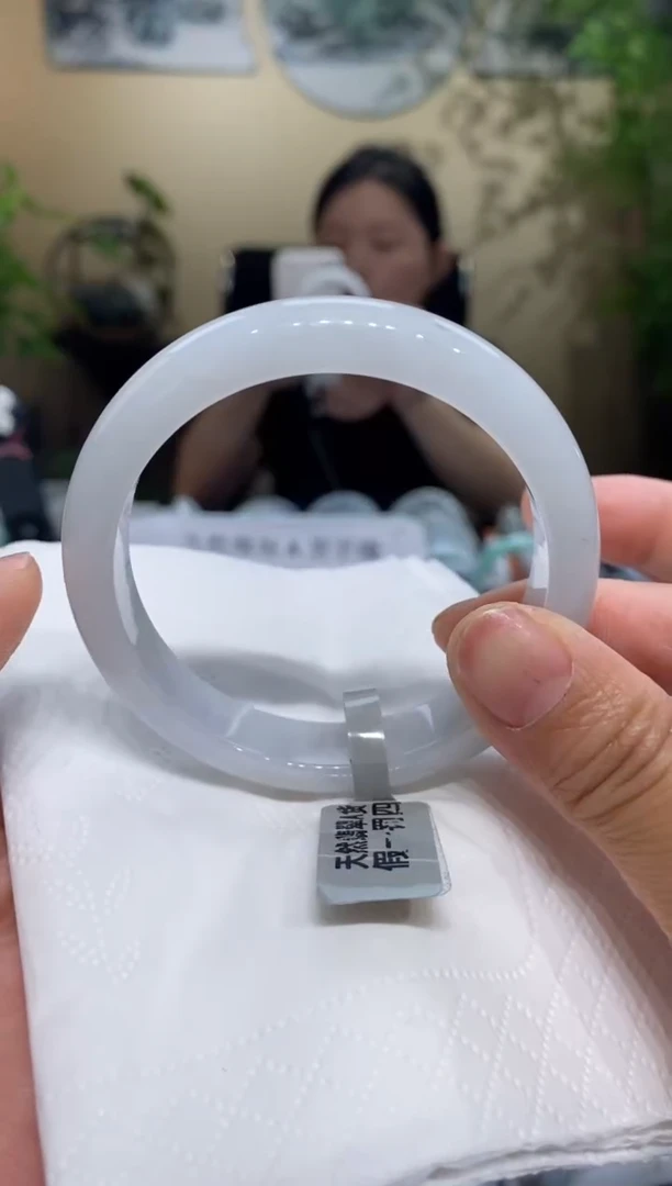 翡翠手镯未镶嵌翡翠56.5