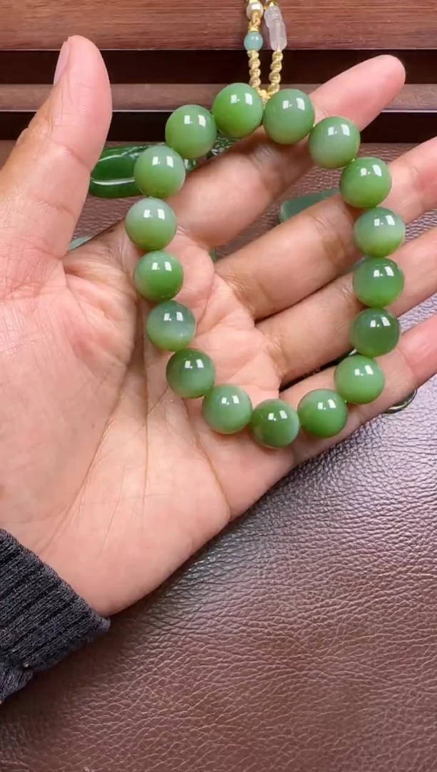 未镶嵌和田玉挂件和田玉手串