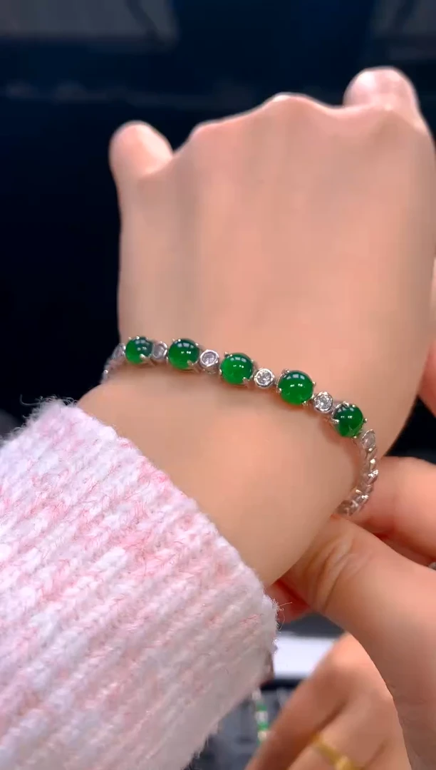 【闪购商品】定制翡翠未镶嵌47定制翡翠-多样性发货（发其一）