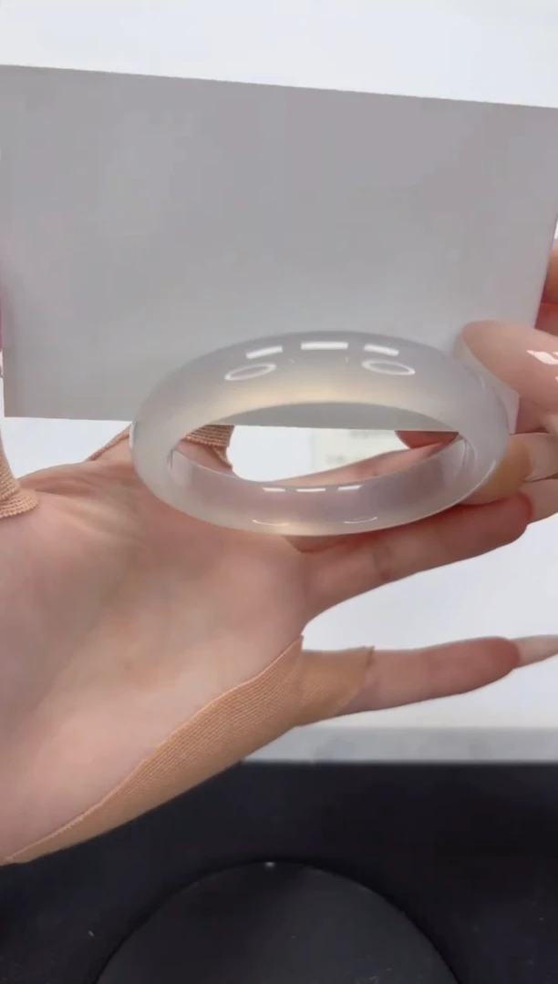 【闪购商品】石英质玉手镯未镶嵌A88-55.4