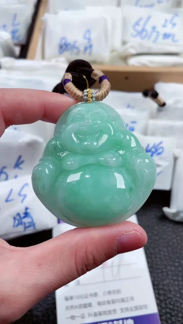 【闪购商品】翡翠颈饰未镶嵌00005923