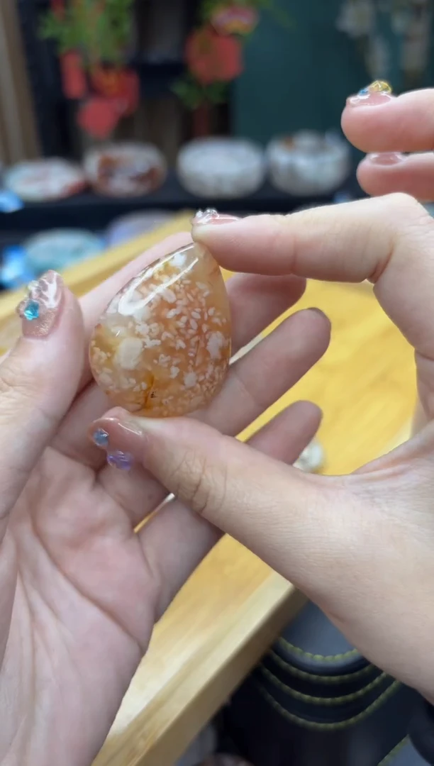 【闪购商品】石英质玉颈饰未镶嵌834