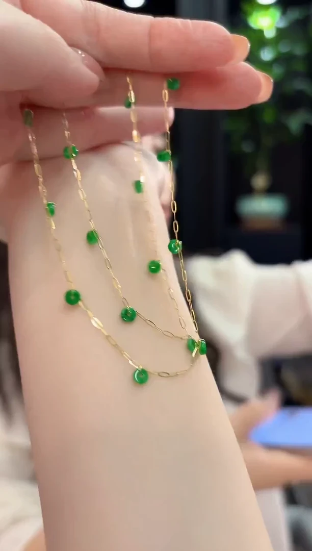 吊坠(不含链)18K金镶嵌翡翠缅甸A货/多样性发货/一件