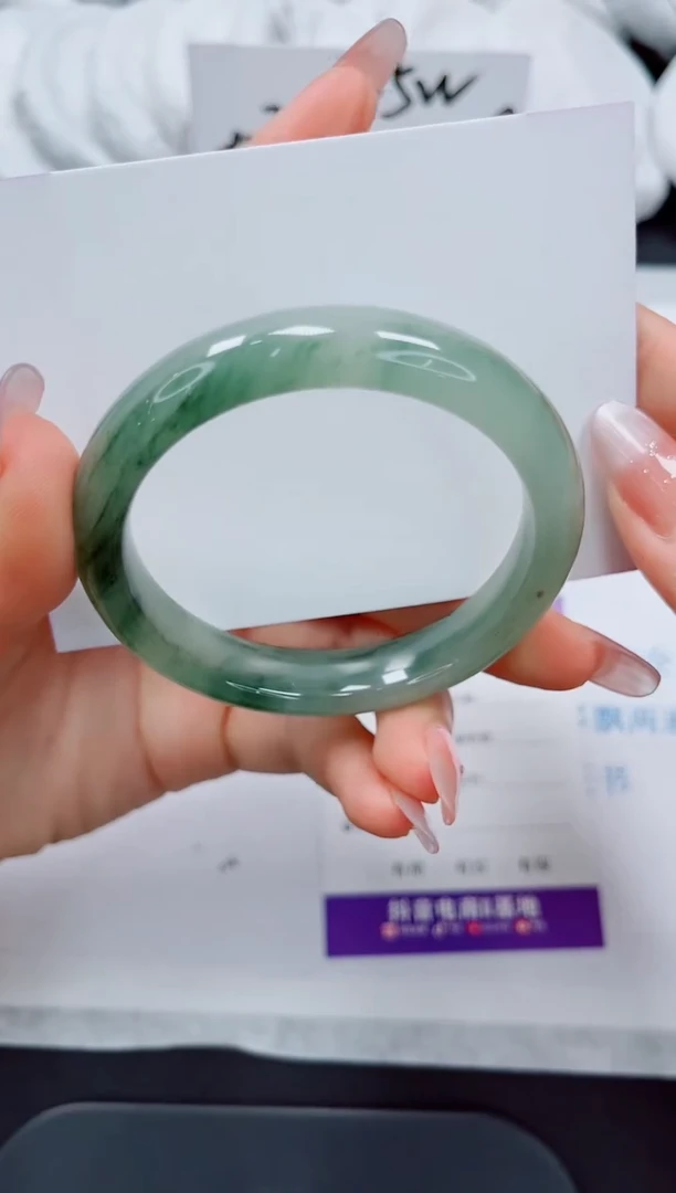 石英质玉手镯未镶嵌223/55