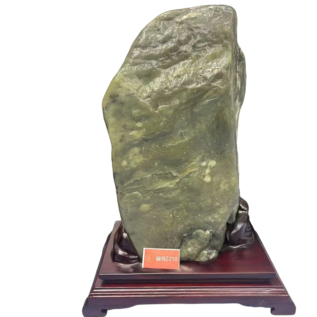 新疆玉料原石发一件编号带底座2210