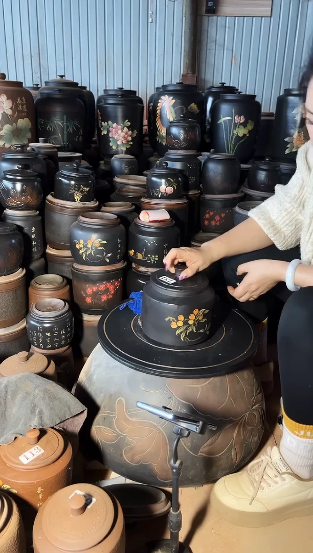 【闪购商品】壶瑕疵茶叶罐 德中彩填  731