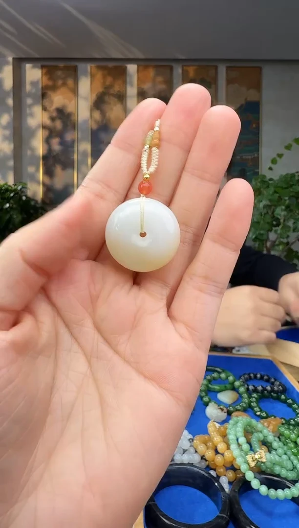 未镶嵌和田玉挂件拍一发一