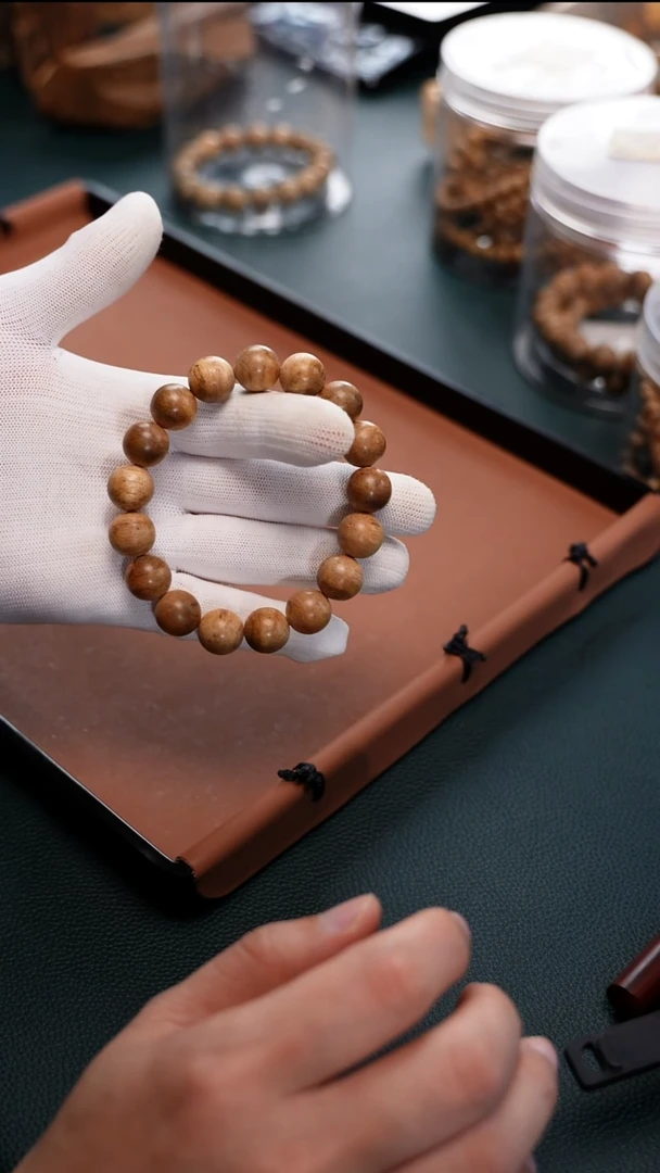 沉香手串【蒙】CH915东马天然沉香多样性发一