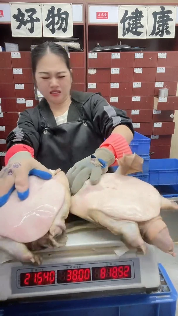 中国大陆ꩵ****࿐两个6斤合计13.3斤