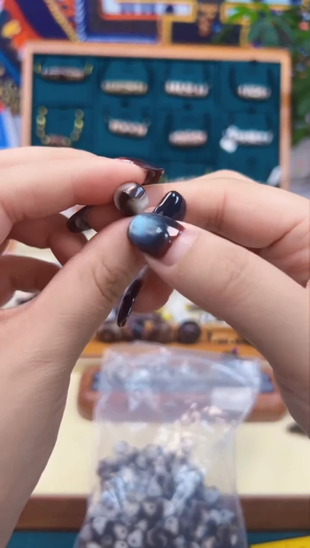 玛瑙/玉髓颈饰未镶嵌7.（微瑕随机发货）