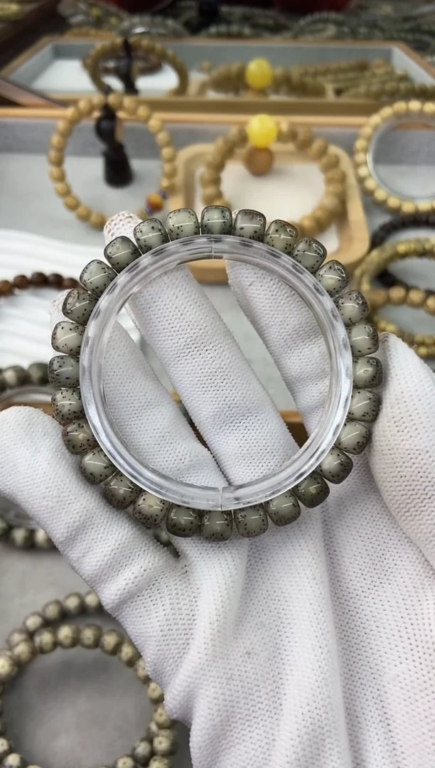 【闪购商品】星月菩提手串黑冰大留白