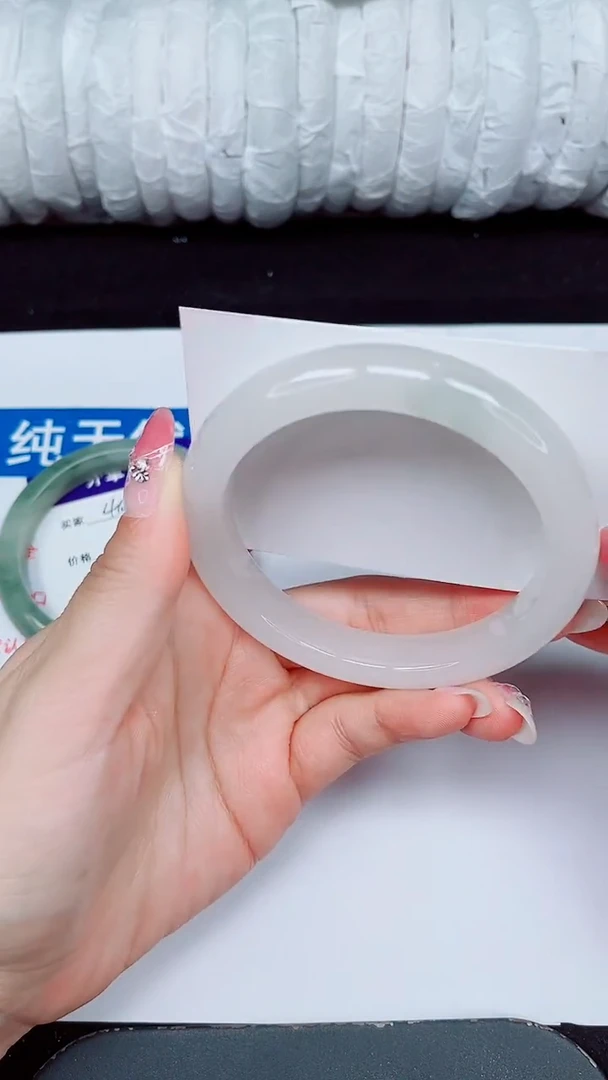 未镶嵌手镯石英质玉407-62/63