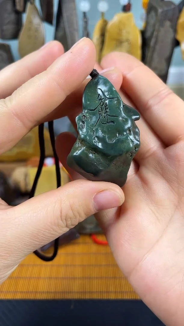 原石雕刻手把件默认打孔穿绳19