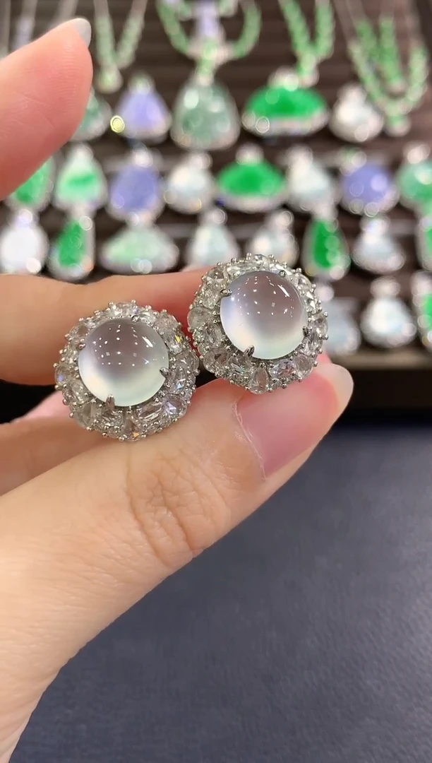 18K金镶嵌翡翠耳饰q74