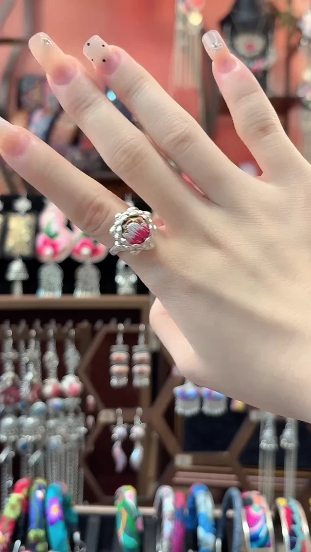 织绣 云织谣民族风精美饰品   33