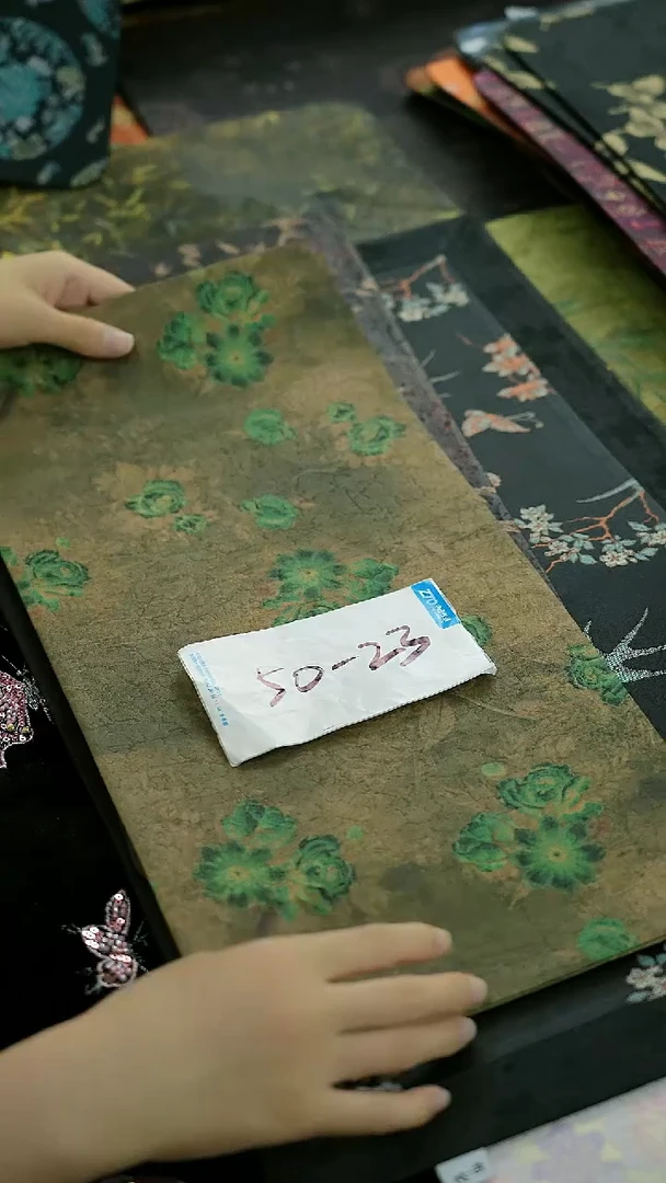 今天香云纱茶席专场