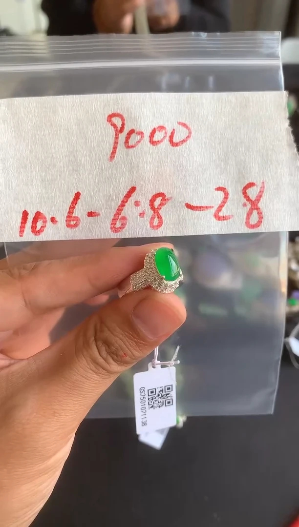 未镶嵌定制翡翠缅甸A货翡翠，拍一发一