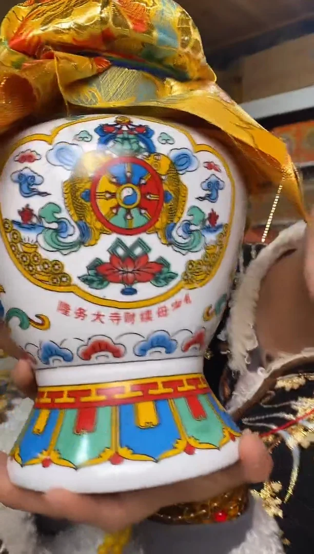 【闪购商品】泥塑隆务大财续母宝瓶