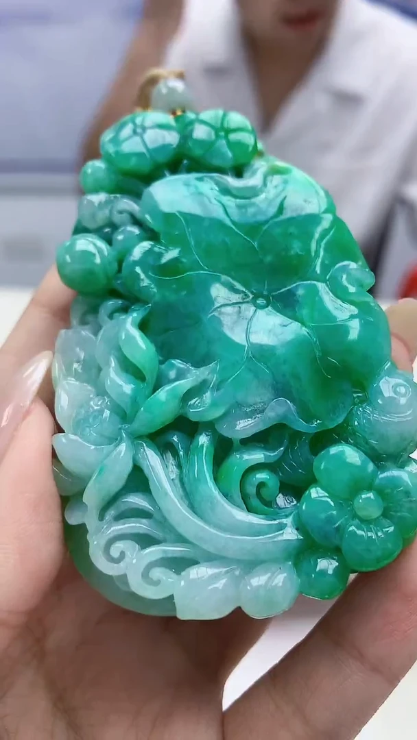 未镶嵌定制翡翠4868xx-毛货挂件46
