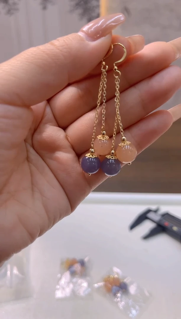 14K金镶嵌和田玉耳饰E825