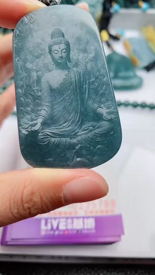 【闪购商品】翡翠颈饰未镶嵌