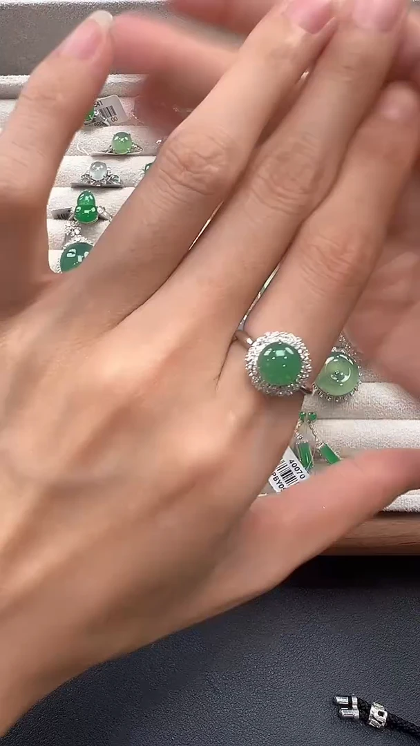 翡翠戒指18K金镶嵌缅甸珠宝严选ZXF