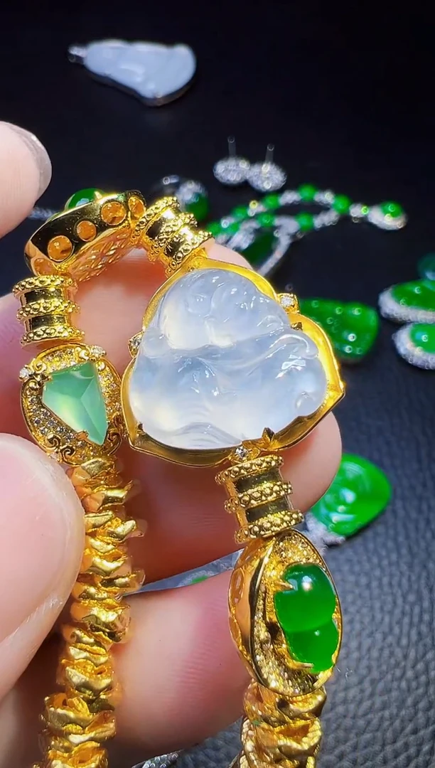 足金镶嵌手链翡翠龙*凰翡翠