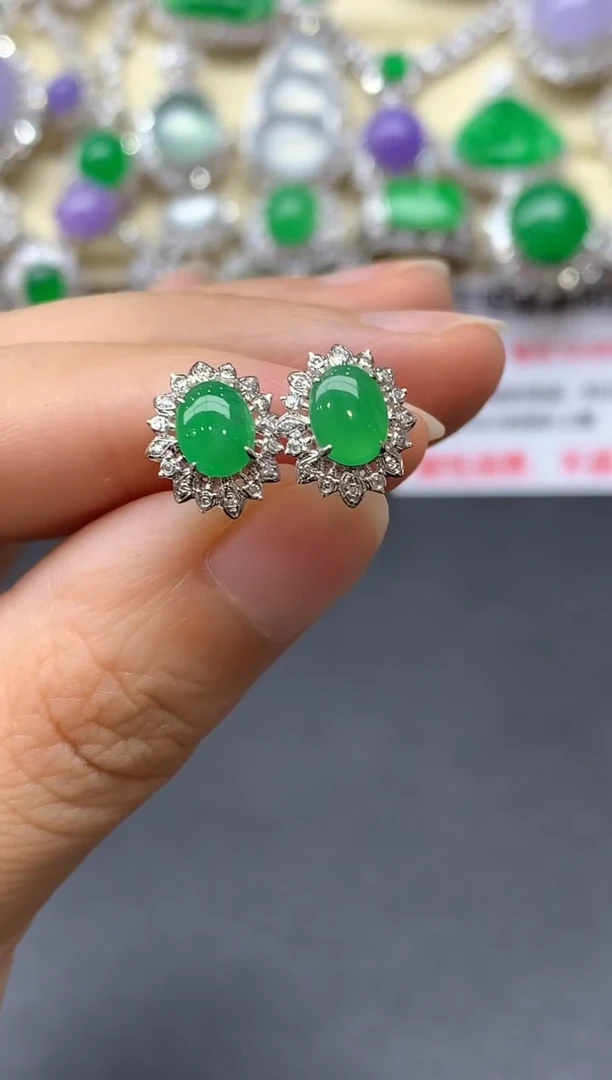 颈饰18K金镶嵌翡翠473中国好珍宝