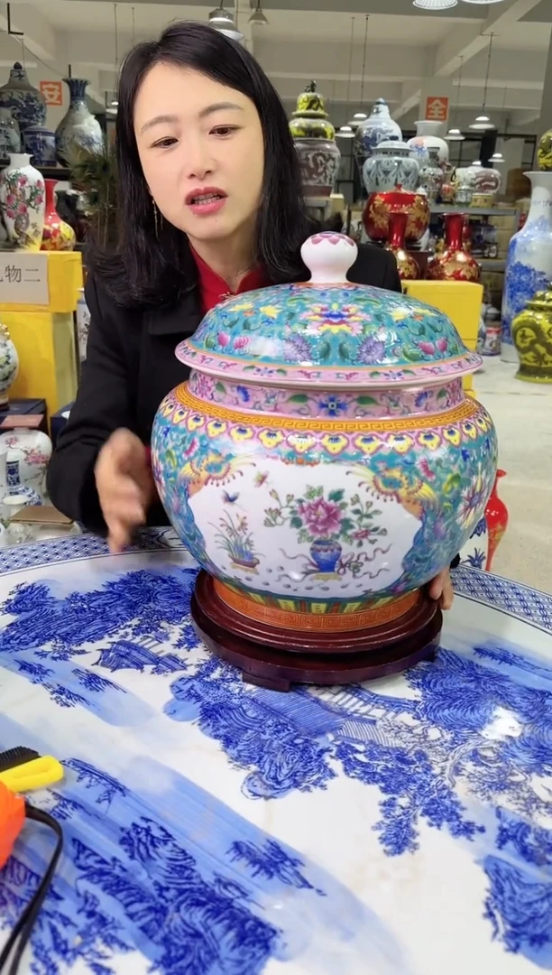 【闪购商品】陶瓷景德镇陶瓷储物罐（送底座）