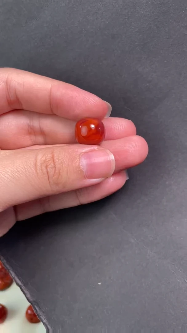 未镶嵌72南红玛瑙配饰---12+