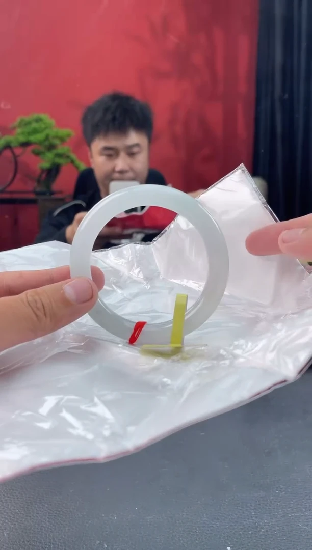 未镶嵌手镯翡翠26